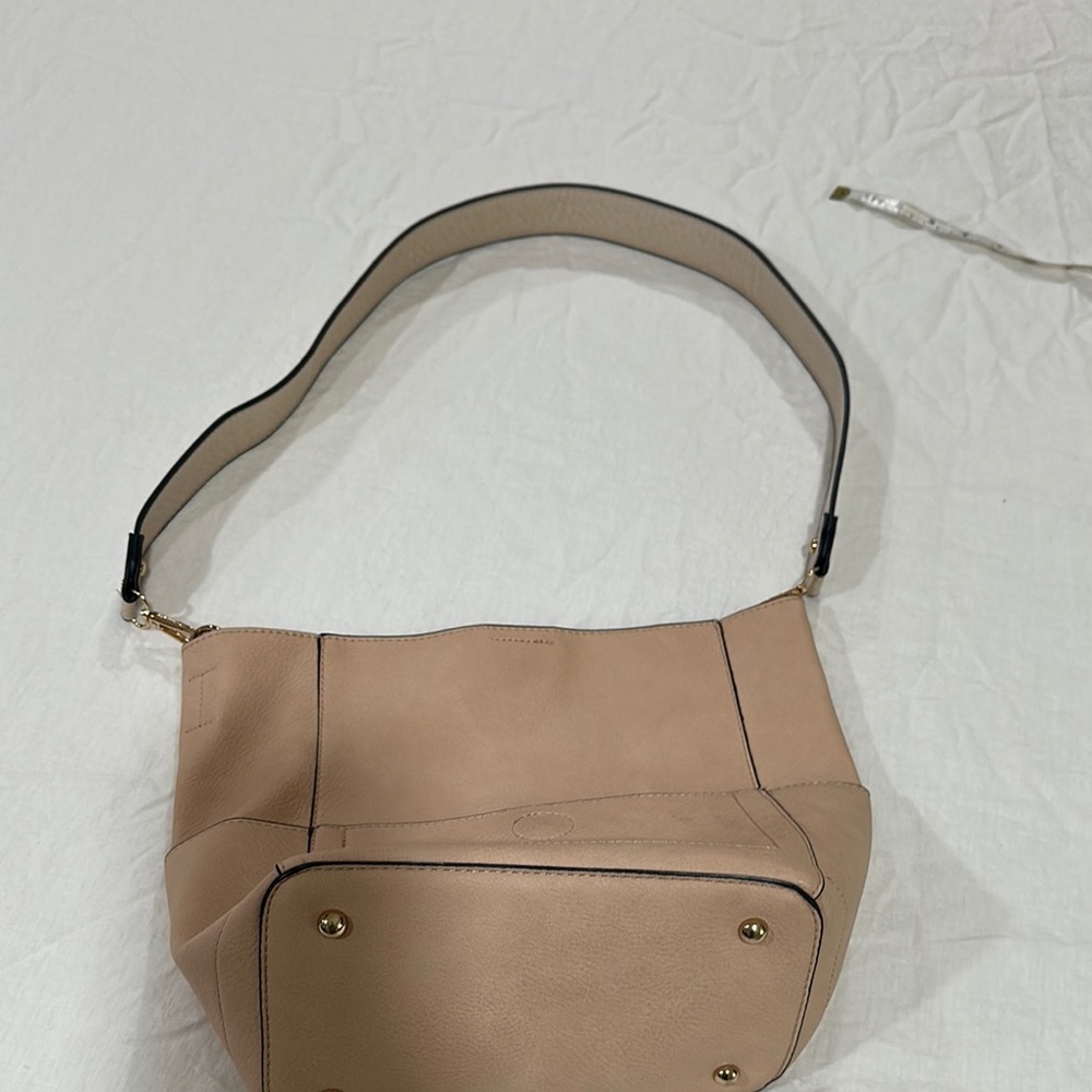 Elegant Tan vegan Leather Shoulder Bag 13x11” excellent condition soft